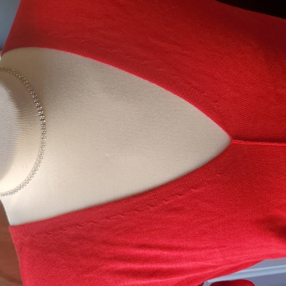 Kenar Red Sweater - Picture 4 of 5